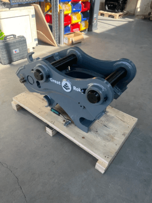 Квик-каплер механический (редукторный) DGM-300 Doosan DX300 (90/401/510) GreatRoky